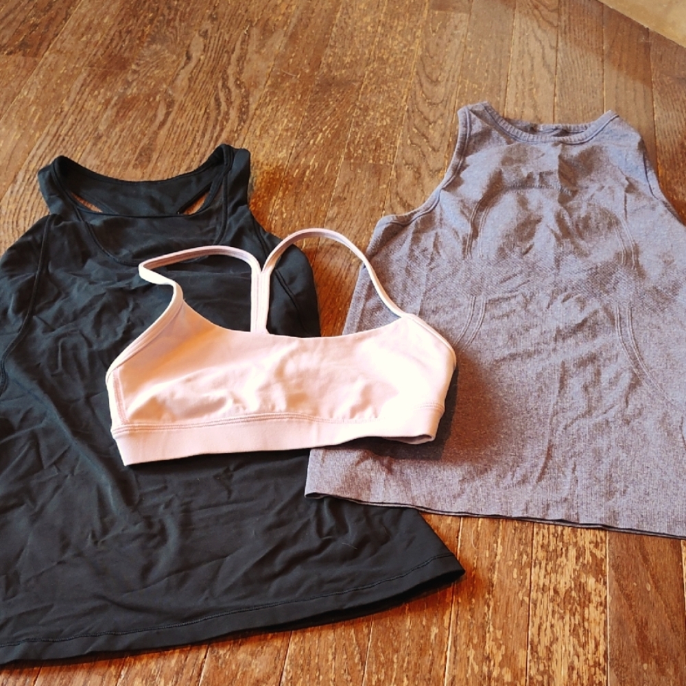 Lululemon XS Two Tank Tops and a Sports Bra